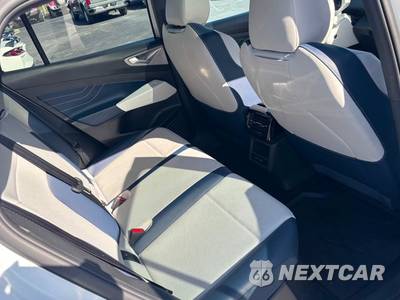2023 Volkswagen ID.4 Pro S - zdjęcie 12 z 34 - miniatura