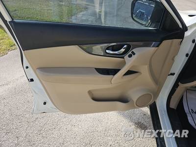2016 Nissan Rogue SL - zdjęcie 9 z 19 - miniatura