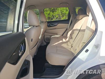 2016 Nissan Rogue SL - zdjęcie 13 z 19 - miniatura