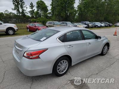 2015 Nissan Altima 2.5 S - zdjęcie 4 z 17 - miniatura