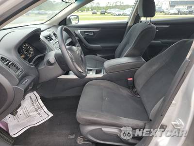 2015 Nissan Altima 2.5 S - zdjęcie 7 z 17 - miniatura