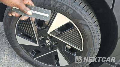 2025 Hyundai IONIQ 5 SEL - zdjęcie 8 z 9 - miniatura