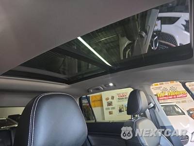 2021 Volkswagen Atlas V6 SE w/Technology R-Line - zdjęcie 18 z 25 - miniatura