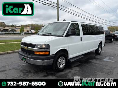 2023 Chevrolet Express 3500 Passenger Van LT 1LT 155.1" WB - zdjęcie 1 z 65 - miniatura