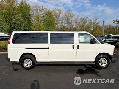 2023 Chevrolet Express 3500 Passenger Van LT 1LT 155.1" WB - zdjęcie 55 z 65 - miniatura