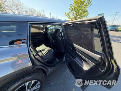 2023 Toyota Highlander XLE - zdjęcie 38 z 62 - miniatura