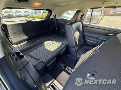 2023 Toyota Highlander XLE - zdjęcie 40 z 62 - miniatura