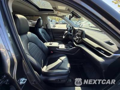 2023 Toyota Highlander XLE - zdjęcie 43 z 62 - miniatura