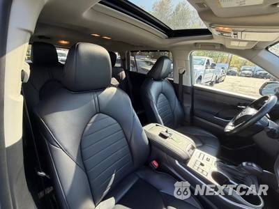 2023 Toyota Highlander XLE - zdjęcie 44 z 62 - miniatura