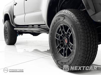 2020 Toyota Tacoma TRD Pro Crew Cab Medium Bed - zdjęcie 13 z 51 - miniatura