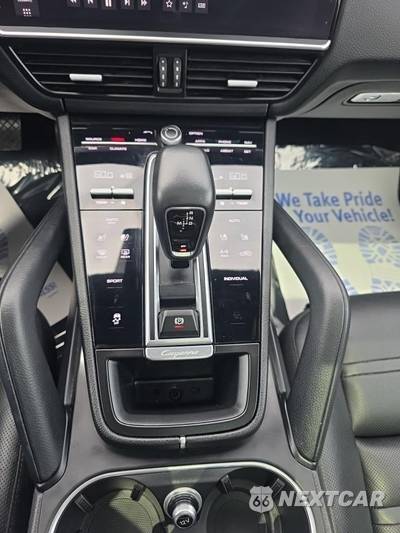 2020 Porsche Cayenne - zdjęcie 24 z 25 - miniatura