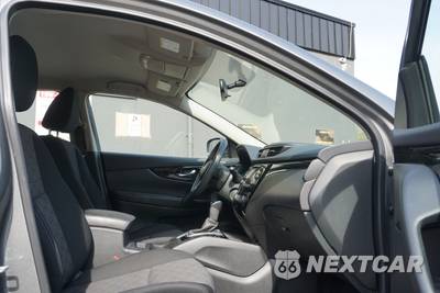 2018 Nissan Rogue Sport SV - zdjęcie 17 z 33 - miniatura