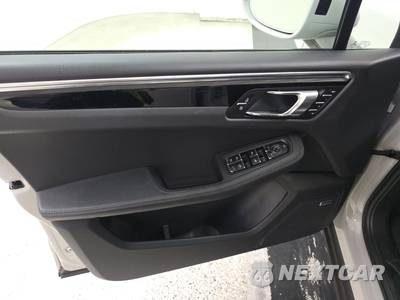 2023 Porsche Macan - zdjęcie 9 z 38 - miniatura