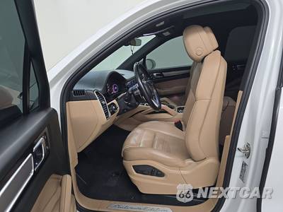 2022 Porsche Cayenne Platinum Edition - zdjęcie 7 z 29 - miniatura