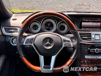 2014 Mercedes-Benz E 350 4MATIC Sedan - zdjęcie 24 z 50 - miniatura