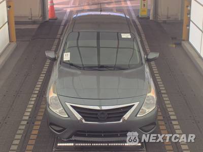 2018 Nissan Versa Sedan SV - zdjęcie 2 z 18 - miniatura