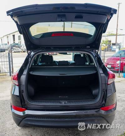 2017 Hyundai Tucson SE - zdjęcie 14 z 39 - miniatura