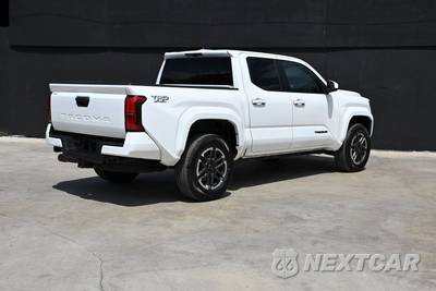 2024 Toyota Tacoma TRD Sport Crew Cab Medium Bed - zdjęcie 5 z 22 - miniatura