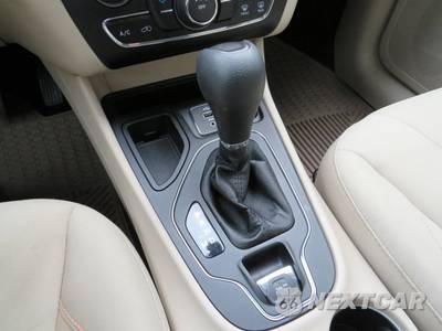 2019 Jeep Cherokee Latitude - zdjęcie 21 z 43 - miniatura