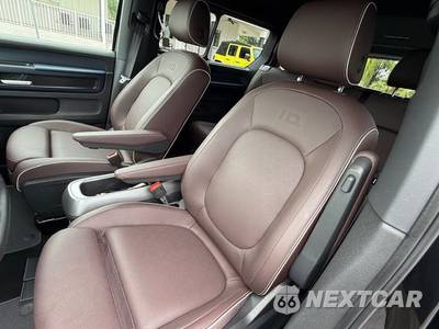 2025 Volkswagen ID. Buzz Pro S Single-Tone 128.0" WB - zdjęcie 30 z 43 - miniatura