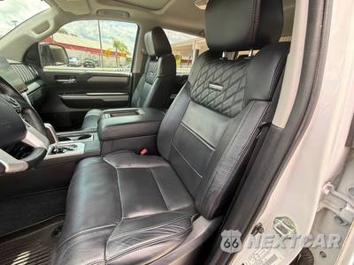 2019 Toyota Tundra Platinum Crew Cab Short Bed - zdjęcie 2 z 50 - miniatura