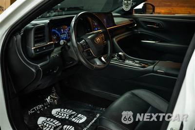 2024 Toyota Crown Limited - zdjęcie 8 z 30 - miniatura