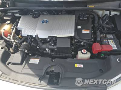 2018 Toyota Prius Two - zdjęcie 16 z 24 - miniatura