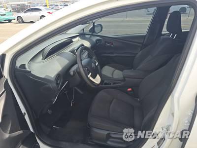 2018 Toyota Prius Two - zdjęcie 7 z 24 - miniatura