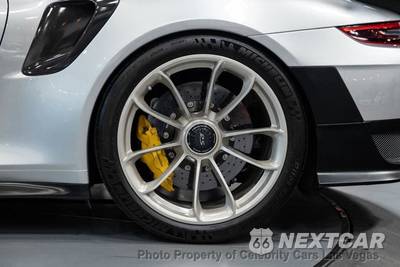 2019 Porsche 911 GT2 RS - zdjęcie 27 z 50 - miniatura