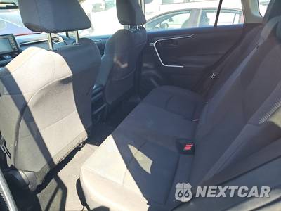 2019 Toyota RAV4 LE - zdjęcie 13 z 21 - miniatura