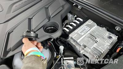 2025 Porsche Cayenne E-Hybrid - zdjęcie 20 z 22 - miniatura