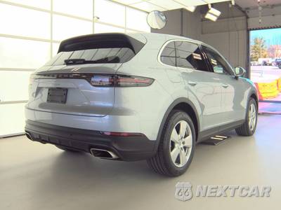 2023 Porsche Cayenne - zdjęcie 4 z 19 - miniatura