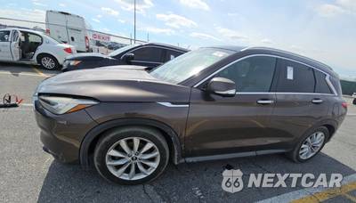 2019 INFINITI QX50 ESSENTIAL - zdjęcie 3 z 14 - miniatura