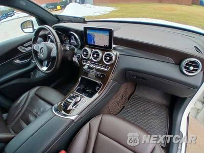 2017 Mercedes-Benz GLC 300 4MATIC - zdjęcie 29 z 32 - miniatura