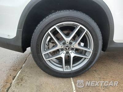 2017 Mercedes-Benz GLC 300 4MATIC - zdjęcie 11 z 32 - miniatura