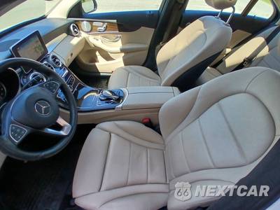 2017 Mercedes-Benz C 300 4MATIC Sedan - zdjęcie 24 z 32 - miniatura