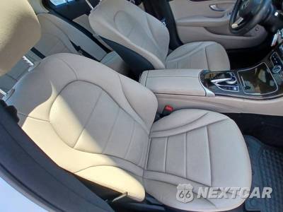 2017 Mercedes-Benz C 300 4MATIC Sedan - zdjęcie 27 z 32 - miniatura