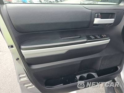 2021 Toyota Tundra SR5 Crew Cab Short Bed - zdjęcie 9 z 34 - miniatura