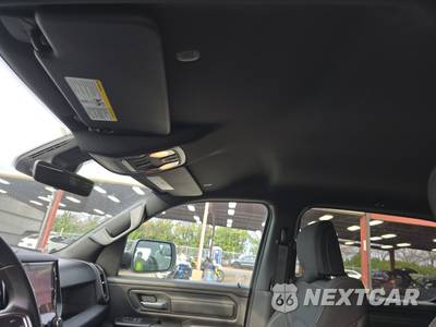 2025 Ram 1500 Tradesman Crew Cab Short Bed - zdjęcie 19 z 26 - miniatura
