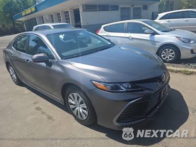 2023 Toyota Camry Hybrid LE - zdjęcie 3 z 21 - miniatura