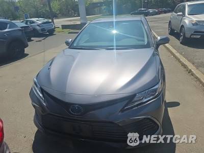 2023 Toyota Camry Hybrid LE - zdjęcie 2 z 21 - miniatura