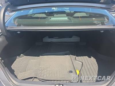 2023 Toyota Camry Hybrid LE - zdjęcie 19 z 21 - miniatura