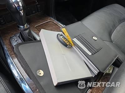 2016 INFINITI QX80 - zdjęcie 30 z 33 - miniatura