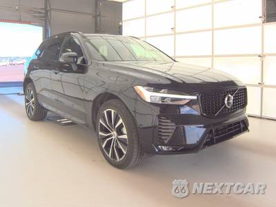 2025 Volvo XC60 B5 Plus - zdjęcie 4 z 26 - miniatura