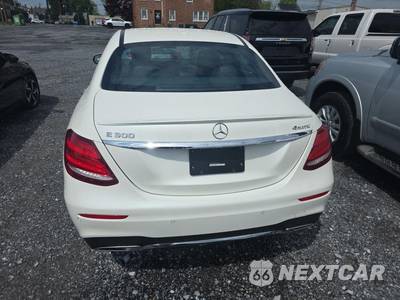 2017 Mercedes-Benz E 300 Sport 4MATIC Sedan - zdjęcie 5 z 15 - miniatura