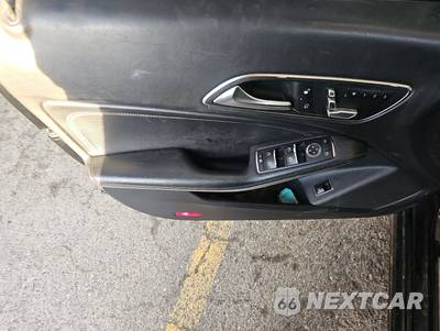 2019 Mercedes-Benz CLA 250 - zdjęcie 5 z 64 - miniatura