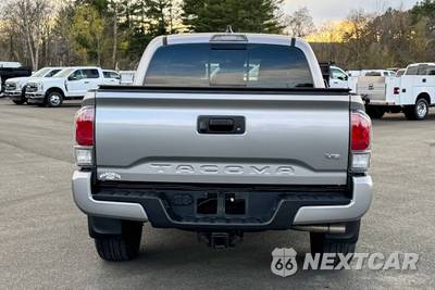 2020 Toyota Tacoma TRD Sport Crew Cab Medium Bed - zdjęcie 4 z 53 - miniatura