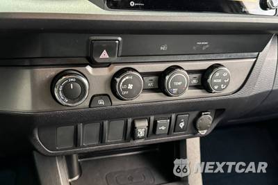 2020 Toyota Tacoma TRD Sport Crew Cab Medium Bed - zdjęcie 38 z 53 - miniatura
