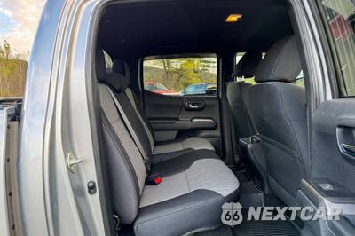 2020 Toyota Tacoma TRD Sport Crew Cab Medium Bed - zdjęcie 16 z 53 - miniatura