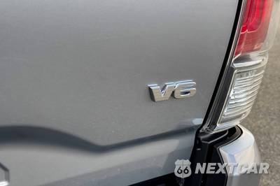 2020 Toyota Tacoma TRD Sport Crew Cab Medium Bed - zdjęcie 17 z 53 - miniatura